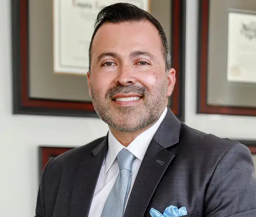Oscar Ramirez Lawyer Professional Portrait Representing Employees In Workplace and Employment Cases